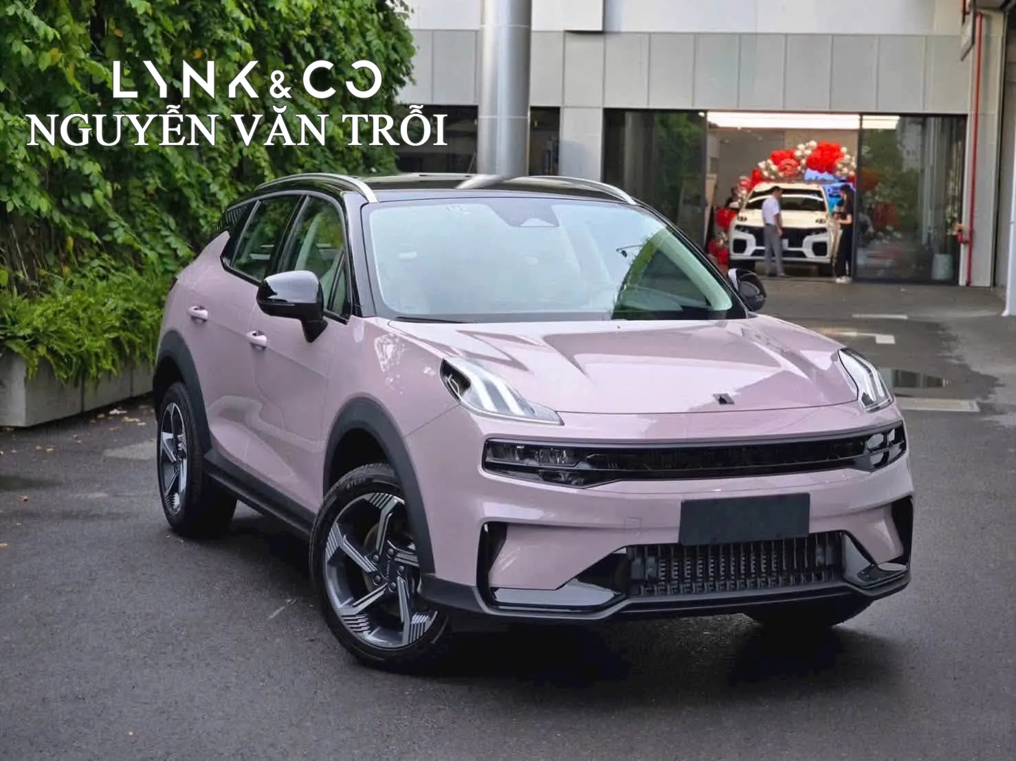 Ngoại thất đầu xe LynkCo 06 Nguyễn Văn Trỗi