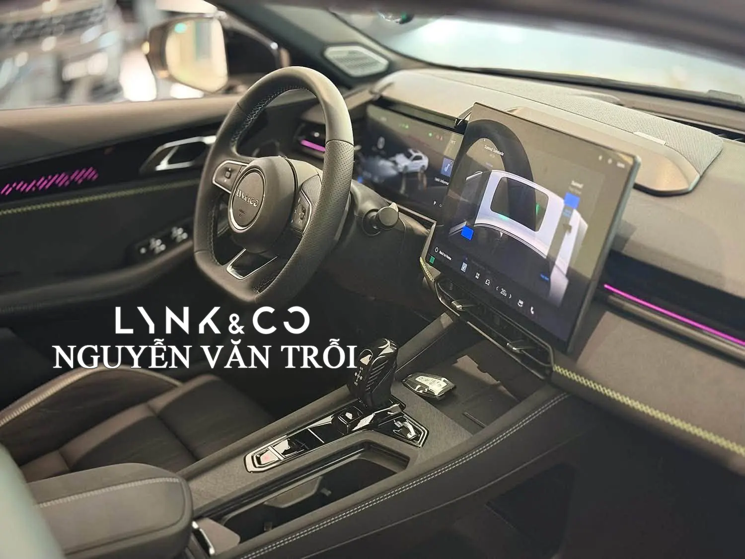 Tổng quan nội thất Lynkco 03